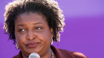 stacey-abrams:-black-men-who-don’t-support-kamala-are-sexist,-racist