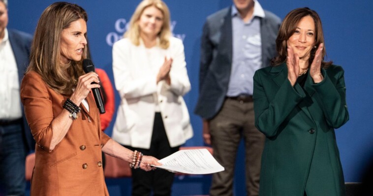 moderator-admits-the-truth-about-how-kamala-harris-town-halls-work-when-audience-member-speaks-out