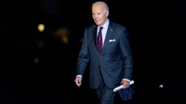 biden-staffer-tells-journalist-‘no-one-is-listening-to’-sitting-president