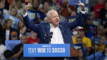 tim-walz-slams-elon-musk-as-a-‘dips—‘-during-rally-with-obama-in-wisconsin