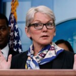 granholm:-slowdown-in-ev-demand-due-to-‘a-lot-of-talking-down-of-electric-vehicles’