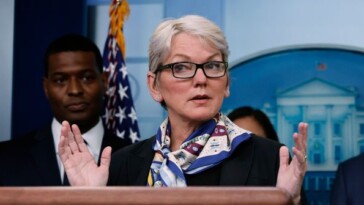 granholm:-slowdown-in-ev-demand-due-to-‘a-lot-of-talking-down-of-electric-vehicles’