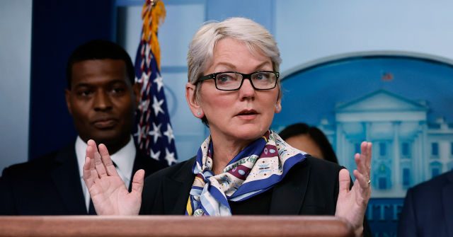 granholm:-slowdown-in-ev-demand-due-to-‘a-lot-of-talking-down-of-electric-vehicles’