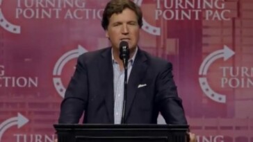 tucker-carlson-brings-down-the-house-at-trump-event-in-duluth,-georgia-(video)