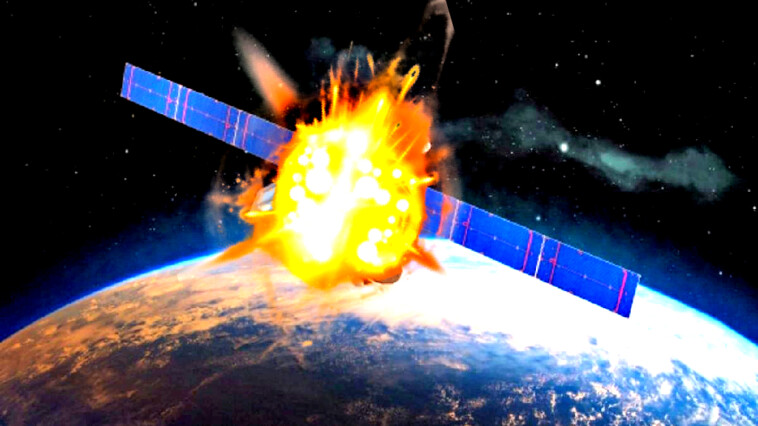 boeing-made-intelsat-33e-satellite-explodes-in-geostationary-orbit-–-dozens-of-pieces-of-debris-are-now-a-hazard-for-satellites-and-spacecrafts