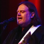 singer-matthew-sweet-suffers-‘debilitating’-stroke-while-on-tour-with-hanson