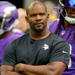 ‘the-best-time-of-my-life’:-vikings-dc-brian-flores-making-himself-at-home-in-minnesota