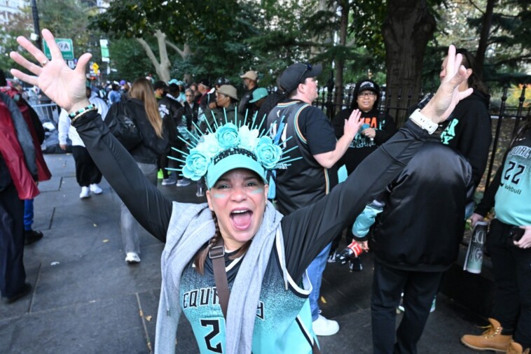 nyc-honors-wnba-champions-ny-liberty-with-ticker-tape-parade-through-canyon-of-heroes