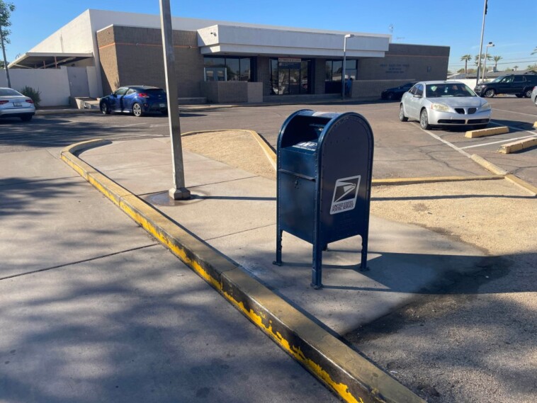 ballots-burned-in-arizona-mailbox-fire-days-before-election