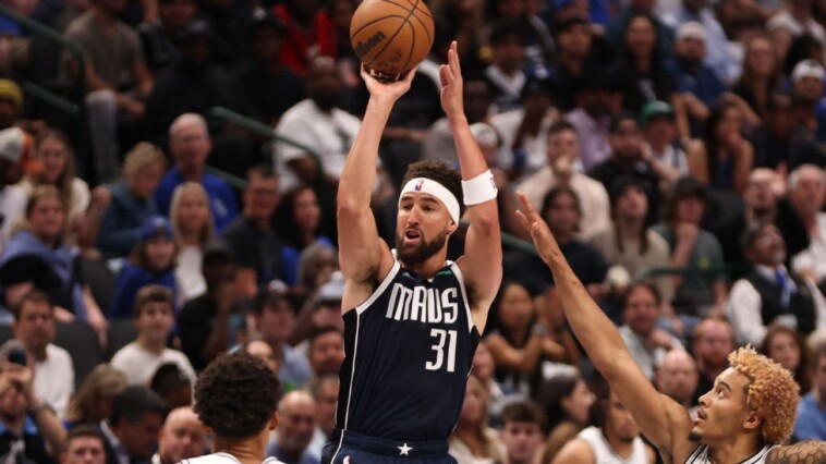 klay-sinks-6-3s,-all-smiles-in-winning-mavs-debut