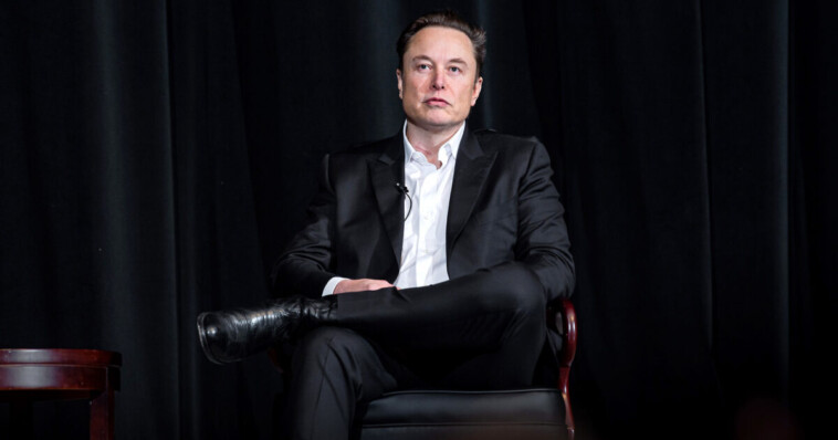 elon-musk’s-pac-ends-million-dollar-giveaways-after-threat-from-doj