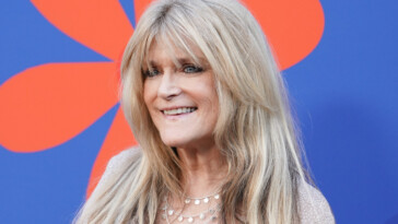 ‘the-brady-bunch’-star-says-reboot-was-canceled-because-she’s-conservative