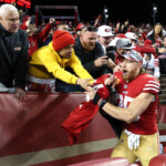 cowboys-49ers:-chat-with-yahoo-sports-nfl-experts-on-new-game-discussions-app-feature