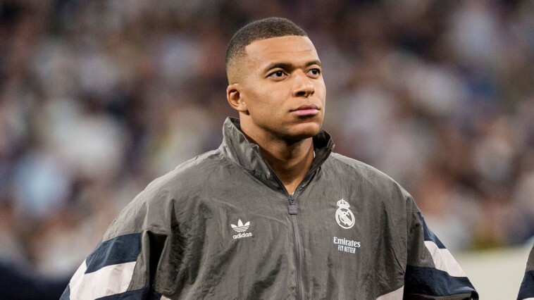 ancelotti:-mbappe-knows-what-to-do-in-clasico-bow