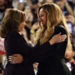 beyonce-says-‘i’m-here-as-a-mother’-as-she-endorses-kamala-harris-at-massive-rally-in-texas