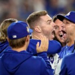 freddie-freeman’s-walk-off-grand-slam-gives-dodgers-game-1-world-series-win-vs.-yankees