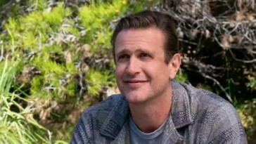 actor-jason-segel-explains-why-he-moved-away-from-la.-for-his-mental-health