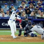 world-series-attendee-appears-to-wear-‘make-america-great-again’-hat,-sparks-wild-social-media-reactions