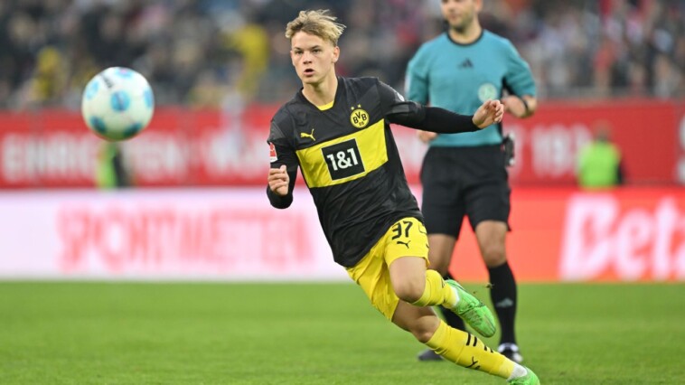 us.-youth-star-campbell-makes-dortmund-debut