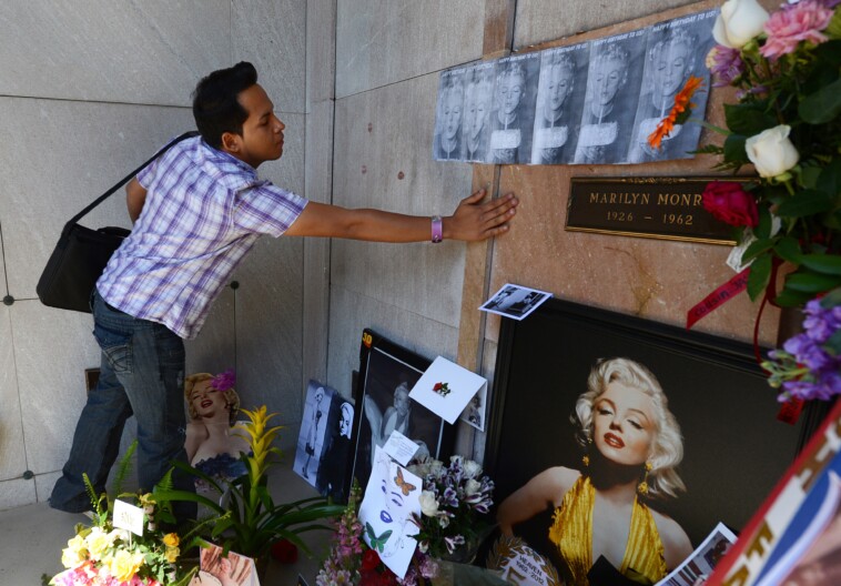 want-to-spend-eternity-with-marilyn-monroe?-crypt-next-to-hers-is-up-for-auction