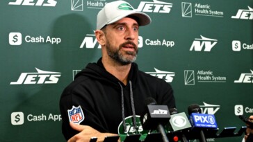 starving-jets-get-golden-chance-to-feast-against-atrocious-patriots