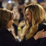 ‘she-didn’t-sing’:-media-ripped-for-promoting-harris-event-as-beyonce-performance 