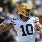 packers-hold-on-for-win-over-jaguars-after-qb-jordan-love-leaves-game-with-groin-injury