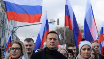 alex-navalny-always-knew-he-would-die:-inside-the-russian-dissident’s-posthumous-memoir