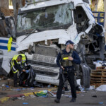 apparent-terrorist-wounds-dozens-in-israel-truck-attack