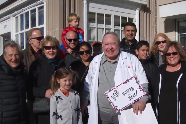 walgreens-pharmacist-receives-surprise-$6,000-gift-from-boy,-11,-and-devoted-customers-before-store-closes