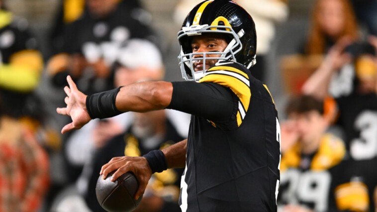 moon-ball-magic:-how-wilson’s-passing-edge-over-fields-opened-up-pittsburgh’s-offense