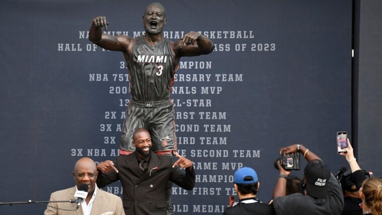 heat-unveil-statue-of-wade-outside-team’s-arena