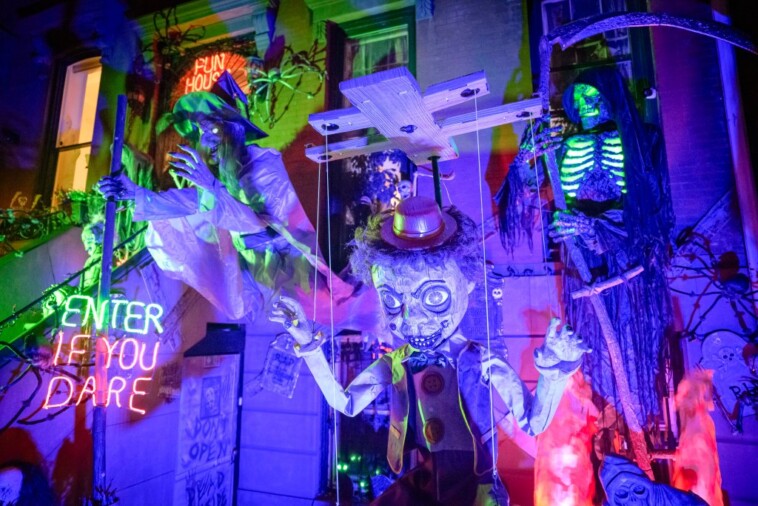 nyc’s-most-frightening-and-fabulous-halloween-houses-—-from-brooklyn-to-the-upper-east-side