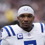 colts-qb-anthony-richardson-joins-bryce-young-in-2023-first-round-benched-club-but-colts’-decision-is-harder-to-explain.