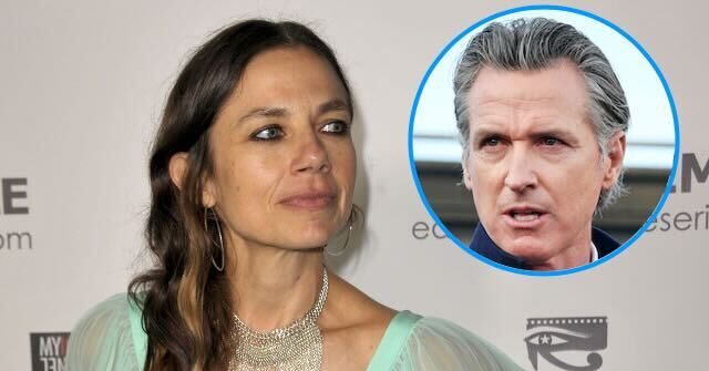 actress-justine-bateman:-gavin-newsom-‘is-the-worst-governor-we’ve-ever-had-in-california’