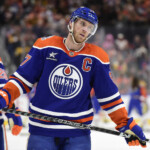 oilers-captain-connor-mcdavid-to-miss-2-3-weeks-with-ankle-injury