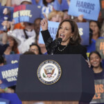 protesters-heckle-kamala-harris,-label-veep-a-‘war-criminal’-at-her-own-rally