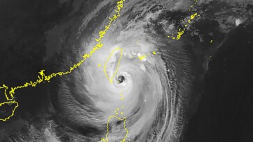 super-typhoon-kong-rey-to-make-landfall-in-taiwan