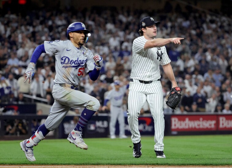 what-went-wrong-on-disastrous-yankees-play-in-crushing-world-series-moment