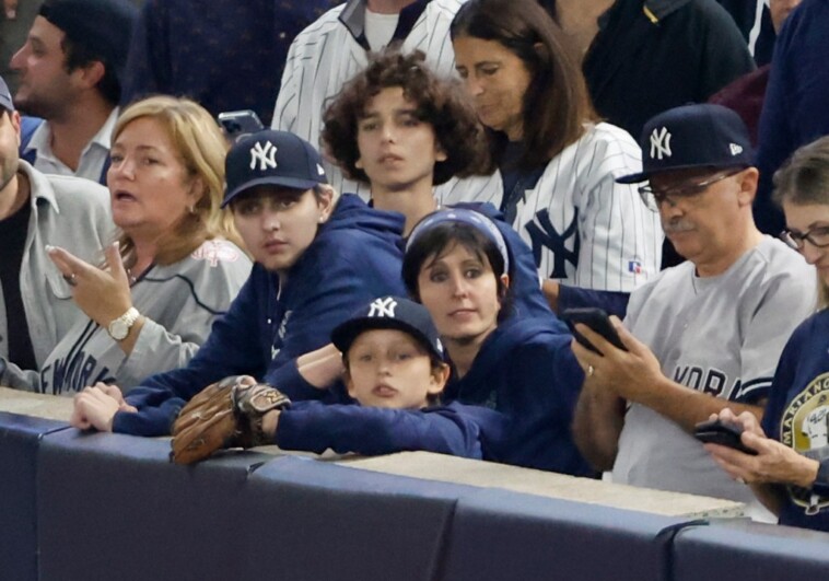 yankees’-world-series-gift-to-teen-battling-cancer-turns-ugly-fan-interference-moment-into-‘unexpected’-night