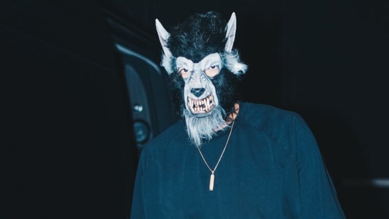 macaulay-culkin’s-joe-burrow-impression,-rudy-gobert’s-wolves-nod-among-halloween-fits