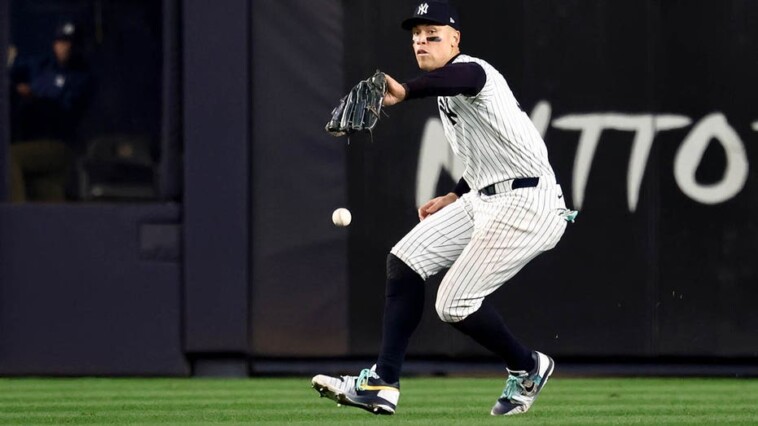 yankees-legends-derek-jeter,-alex-rodriguez-rip-new-york’s-defensive-miscues-in-world-series