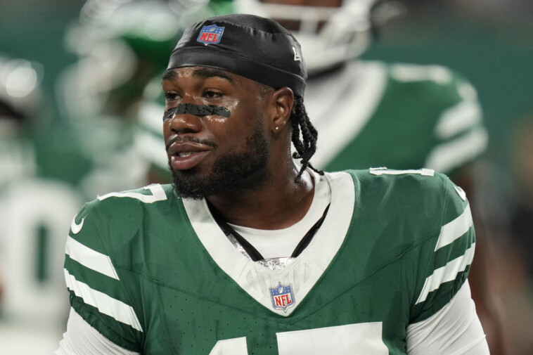 jets-rookie-malachi-corley-drops-ball-before-crossing-goal-line,-wiping-out-his-1st-career-td