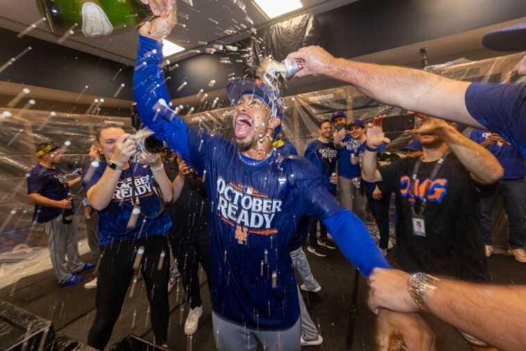 mets-celebrate-mlb-playoff-berth-as-champagne-flows-in-spirited-clubhouse-festivities