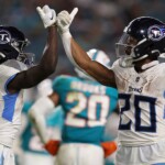 titans-pick-up-1st-win-of-season-in-ugly-romp-against-dolphins