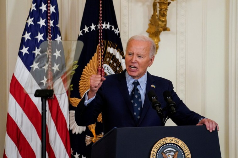 biden-privately-grumbling-that-kamala-harris-isn’t-mentioning-him-enough-in-speeches:-report