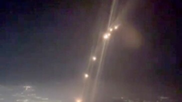 alarming-british-airways-cockpit-footage-shows-iranian-rockets-arcing-near-flight-over-middle-east