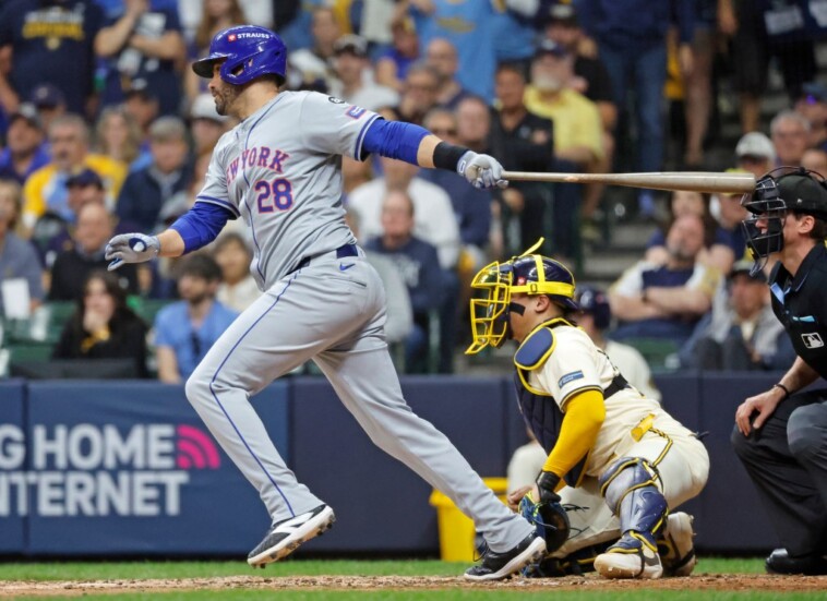 mets-use-huge-fifth-inning-to-roll-past-brewers-in-game-1-of-nl-wild-card-series