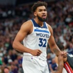 karl-anthony-towns’-heartfelt-goodbye-to-timberwolves-after-knicks-trade:-‘my-family’