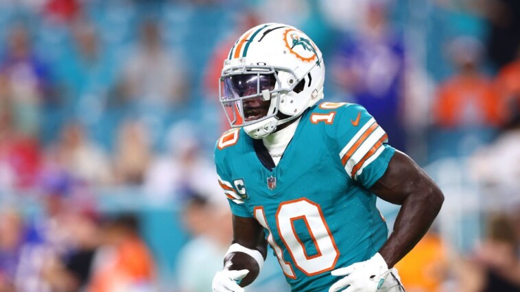 hill-committed-to-fins-amid-frustrating-season